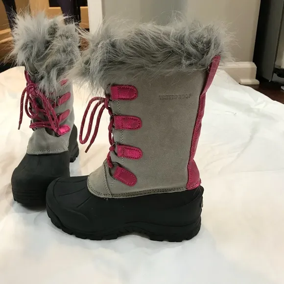 Gander Mountain suede faux fur boots - size 4.