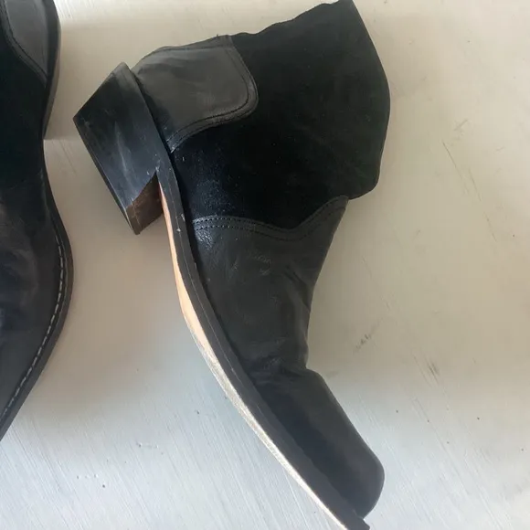 Genuine Suede &amp; Leather “cowboy “ Ankle Boots, soft leather, dark Black.