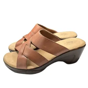 G.H. Bass &amp; Co Mabel Sandals Womens Size 8W Brown Leather Slip On Wedge Heel