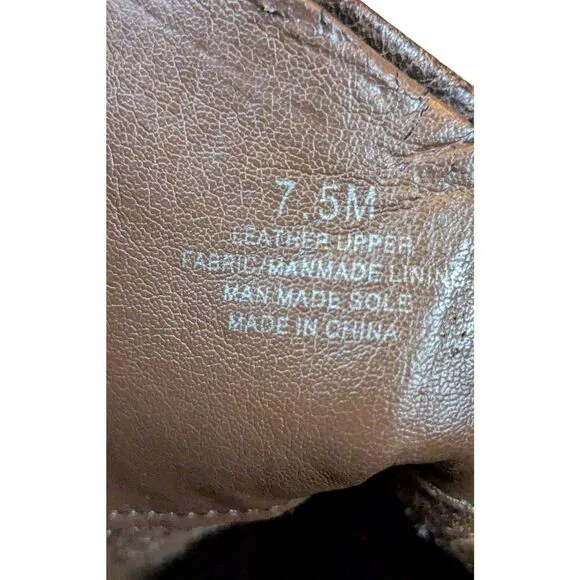 Gianni Bini leather boots. Size 7.5 in excellent condition.