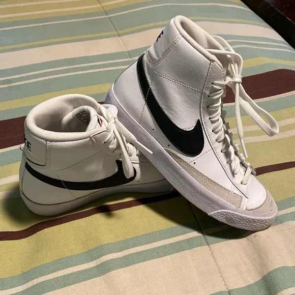Girl’s Leather High Tops by Nike Brand. EUC!