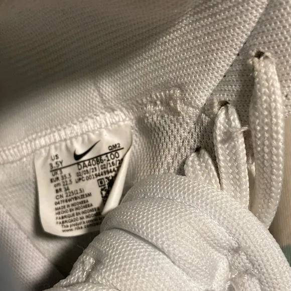 Girl’s Leather High Tops by Nike Brand. EUC!