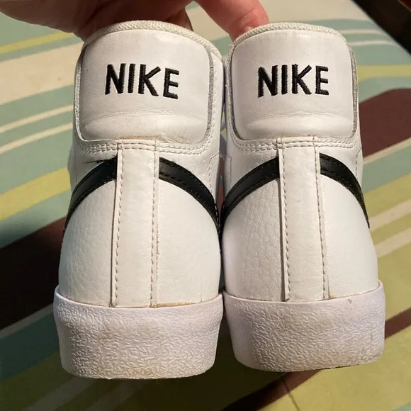 Girl’s Leather High Tops by Nike Brand. EUC!