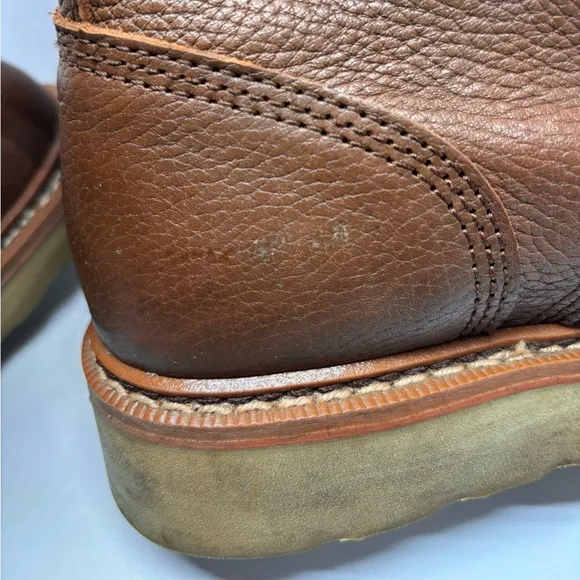 Golden Retriever brown leather boots EUC size 9