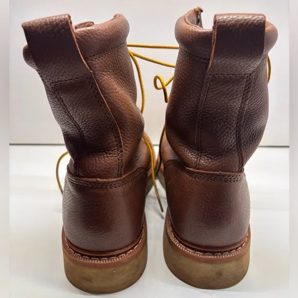 Golden Retriever brown leather boots EUC size 9