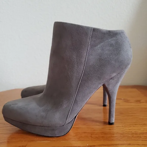 Gray Suede Via Spiga Women's Ankle Boots Shoe Size 8
