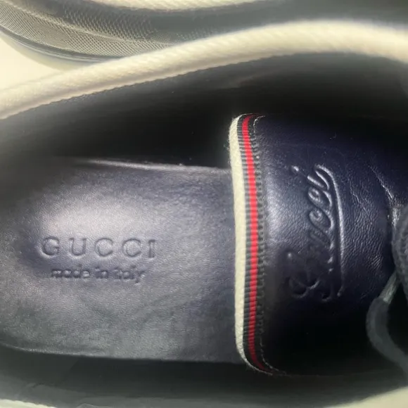 Gucci Blue Sneakers Classic Sporty Design