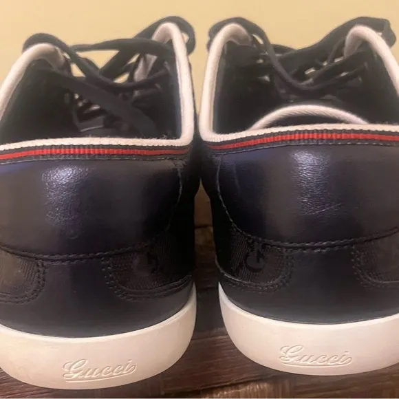 Gucci Blue Sneakers Classic Sporty Design