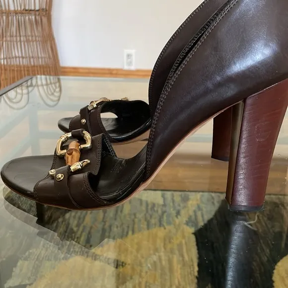 Gucci horsebit accent D’Orsay shoe size 38