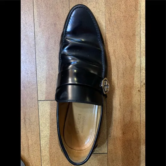 GUCCI Men’s Loafer Shoes Made in Italy  Size 7 US  233506 GG logo shoes