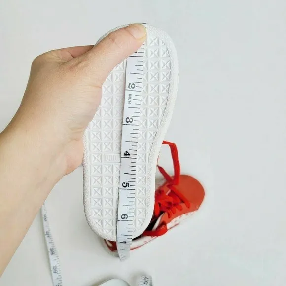 Hello Kitty Puma Sneakers -Exclusive! NEW 8 Red