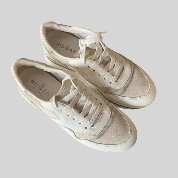 HOGAN made it Italy Leather Sneakers.