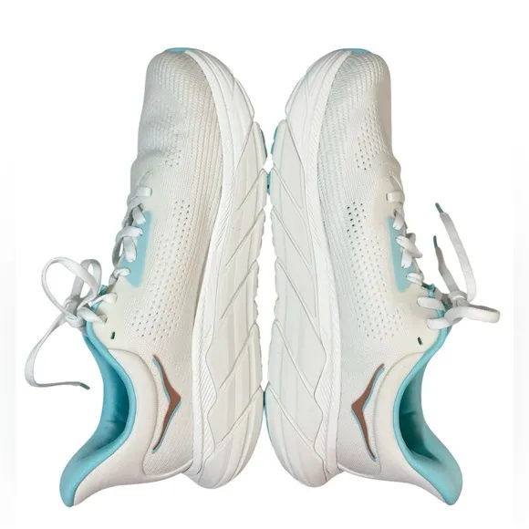 Hoka Women's Arahi 7 White and Blue Running Shoes Size 9D