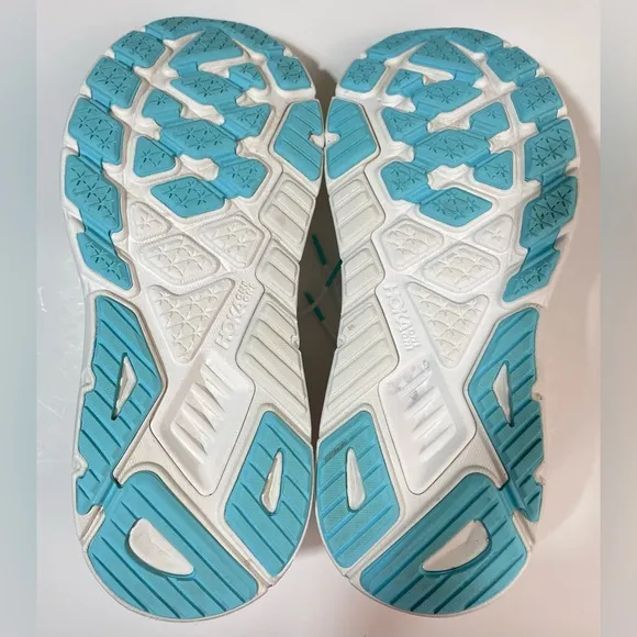 Hoka Women's Arahi 7 White and Blue Running Shoes Size 9D
