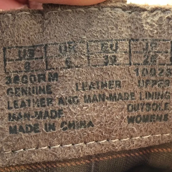 *🎉HP 🎉 Timberland | Earthkeepers Rudston taupe Suede Heeled Boots Size 8