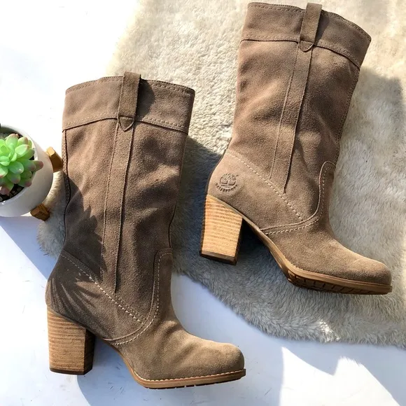 *🎉HP 🎉 Timberland | Earthkeepers Rudston taupe Suede Heeled Boots Size 8