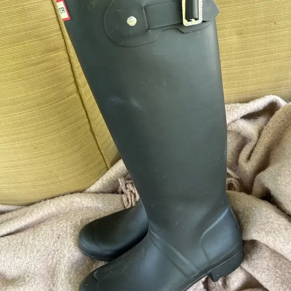 Hunter Black Waterproof Original Tall Matte Rain Boots