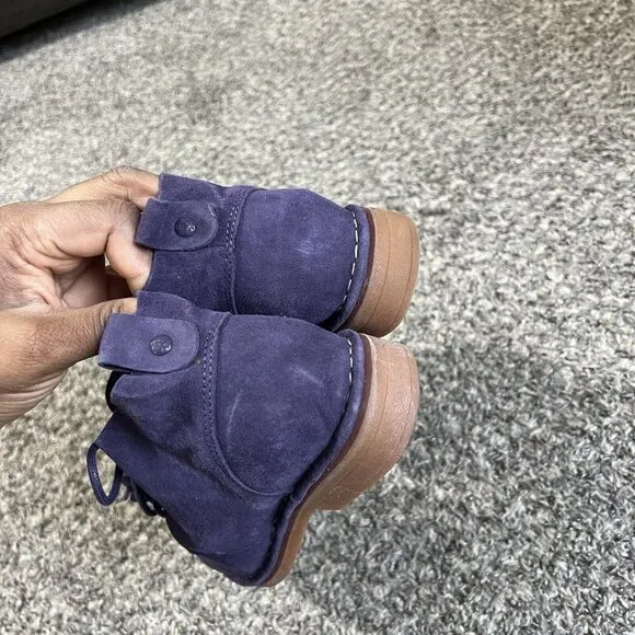 HUSH PUPPIES Suede Cyra Catelyn Lace Up Chukka Ankle Boots 7 Wide Purple New