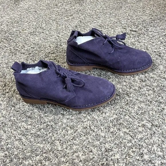 HUSH PUPPIES Suede Cyra Catelyn Lace Up Chukka Ankle Boots 7 Wide Purple New