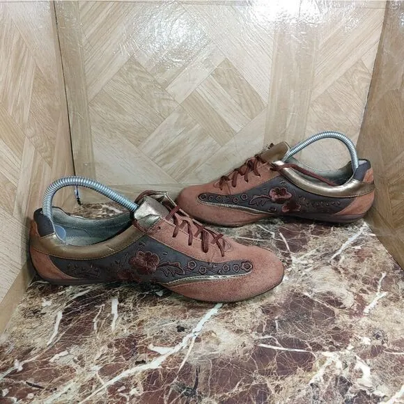Hush puppies Women's fashion lace-up shoes sneaker size 9.5