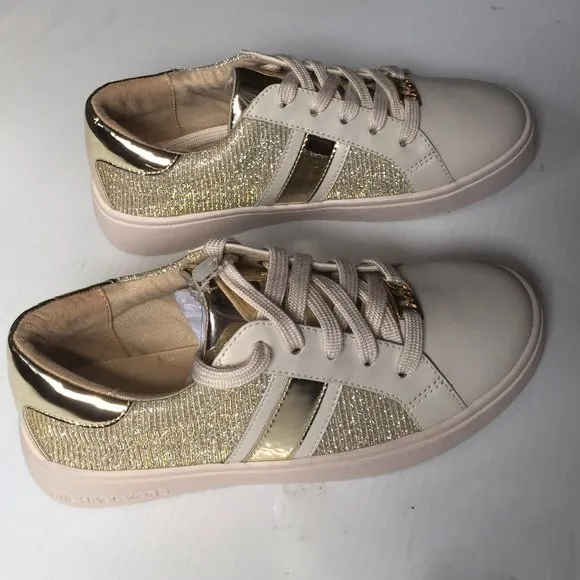 Iconic 👀 𝐌𝐈𝐂𝐇𝐀𝐄𝐋 𝐊𝐎𝐑𝐒 MK Gold Chain Mesh Glitter Ivory Sneakers sz13
