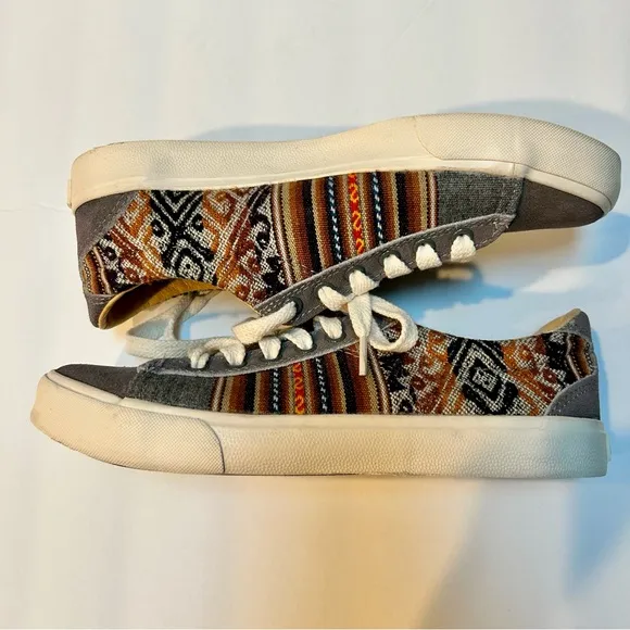 Inkkas Cusco Indian Blanket Casual Skate or Deck Shoes Women’s Size 8 Mens 6