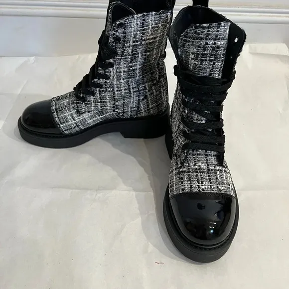 Intrend Black &amp; White Tweed Leather Combat Boots Black Women's 39 EU 9 US NIB