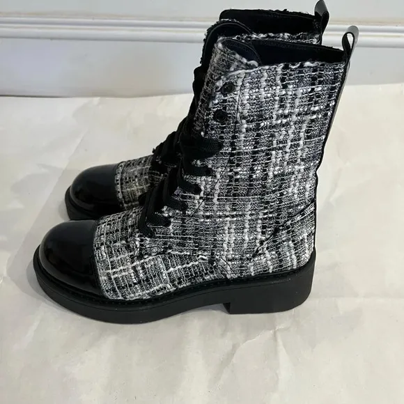 Intrend Black &amp; White Tweed Leather Combat Boots Black Women's 39 EU 9 US NIB