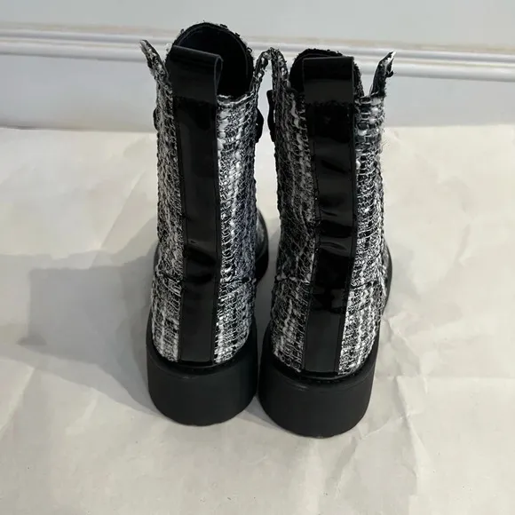 Intrend Black &amp; White Tweed Leather Combat Boots Black Women's 39 EU 9 US NIB