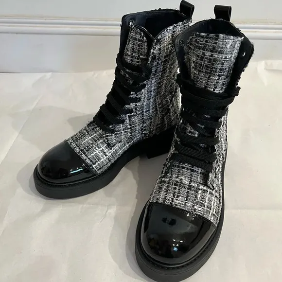 Intrend Black &amp; White Tweed Leather Combat Boots Black Women's 39 EU 9 US NIB