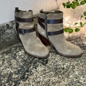 Ivanka Trump Booties