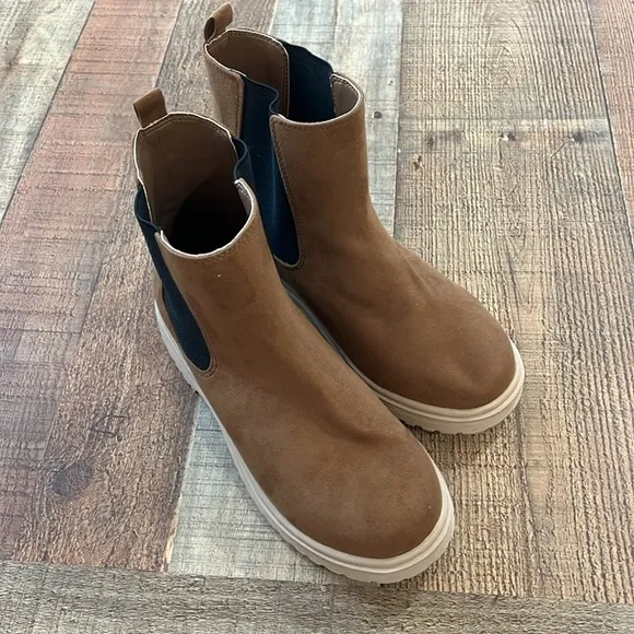 J. Crew Crewcuts Girls' lug-sole boots brown BJ532 5 K5 37