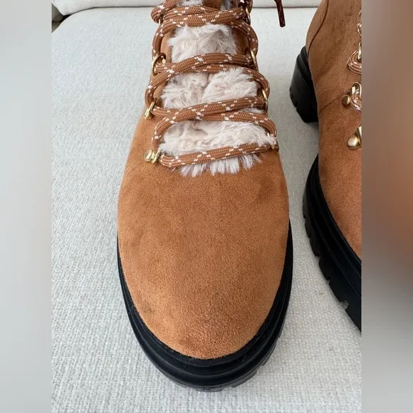 J CREW Factory Womens Faux Fur Winter Hiking Boots Lug Sole, Tan, Size 9.5