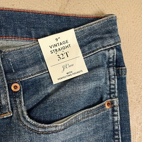 J. Crew NWT Women's Vintage 9in Straight Leg Medium Wash Raw Hem Jeans-‎ 32 Tall