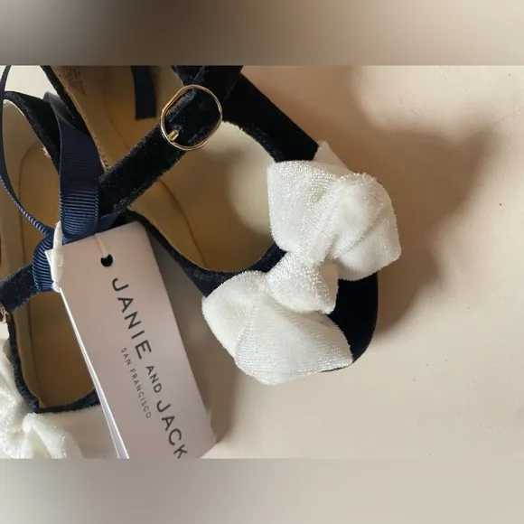 Janie and Jack Kids' Black and White Velvet Bow Ballet Shoes 5T