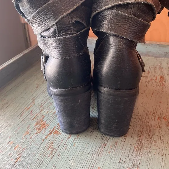 Jeffrey Campbell Ibiza Black Pebble Leather France Wrap Strap Boots Size 8 goth