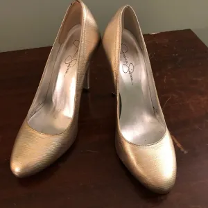 Jessica Simpson Gold Silver Metallic Shimmer Genuine Leather Round Heels Shoes