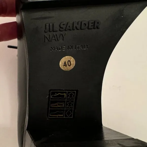Jill Sander Navy - black tie shoes with ribbed soles in perfect condition!