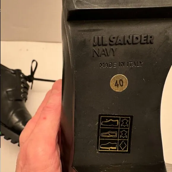Jill Sander Navy - black tie shoes with ribbed soles in perfect condition!