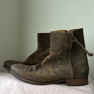 John Varvatos vtg distressed brown suede leather double zip harness ankle boots