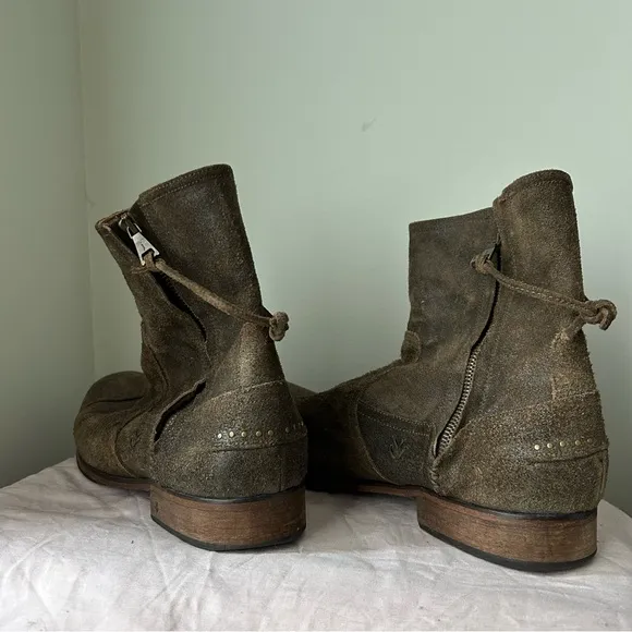 John Varvatos vtg distressed brown suede leather double zip harness ankle boots