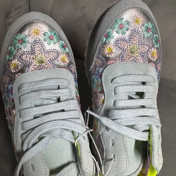 Johnny Was Floral Embroidered Keya Shine Light Blue Sneakers Shoe Size‎ 38