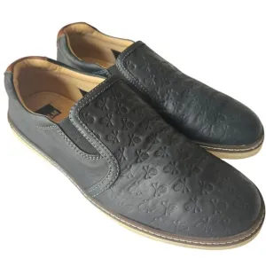 Johnston &amp; Murphy Men's McGuffey Skull Embossed Slip-On Shoes 9 1/2 M