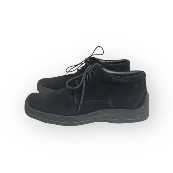 Johnston &amp; Murphy ❁ Suede Lace Up Chukka Ankle Boots Handcrafted Shoe ❁ Black 11