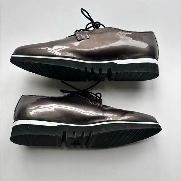 Johnston and Murphy Women's Lace-Up Oxford Shoes, 9 Patent Leather, metallic