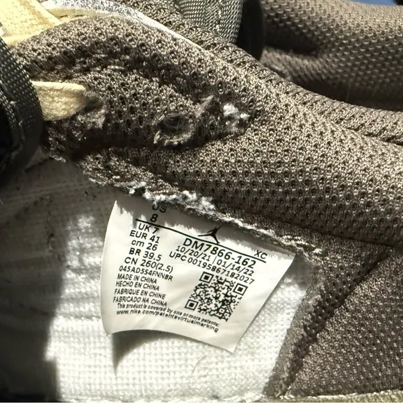 Jordan 1 low mocha reverse