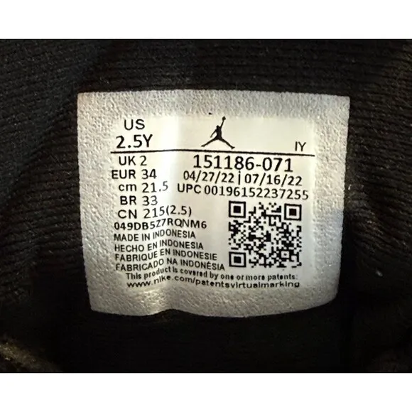Jordan 12 Retro Youth Shoes Size 2.5 | Black Taxi Suede Nike Air 151186 071