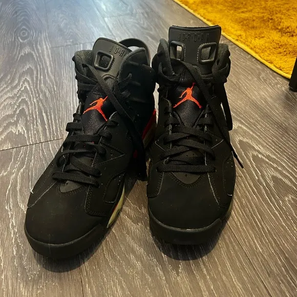 Jordan 6 Black and Infrared Basketball Shoes