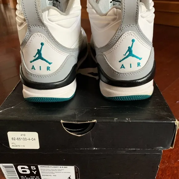 Jordan Flight 9.5 BG White Teal Gray Black,size 6.5Y, With Original Box