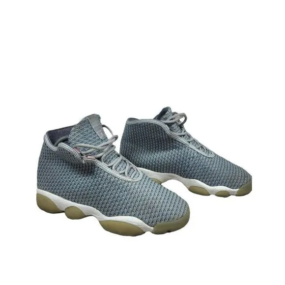 Jordan Horizon Air Jordan Wolf Grey Basketball Shoes Youth Size 7 / Women's 8.5